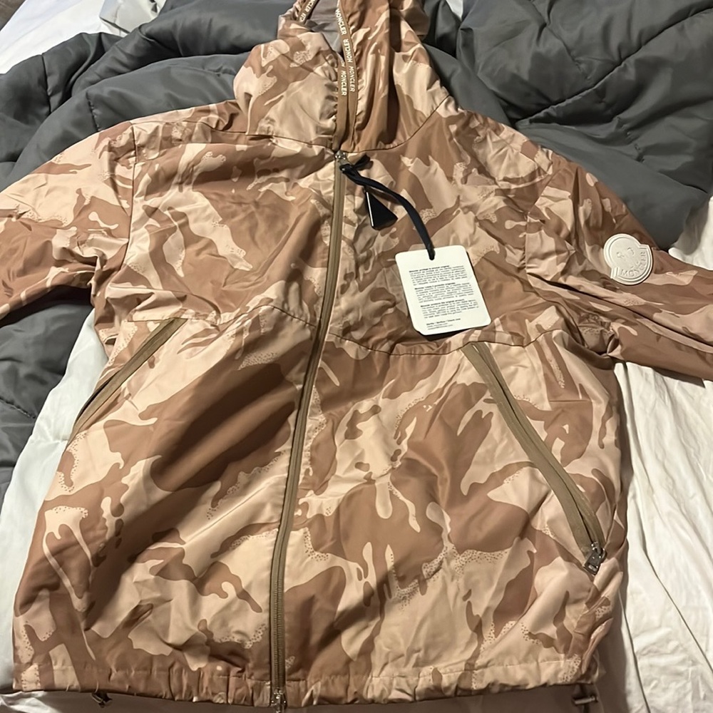 Moncler men’s Chardon camo jacket size 5 XXL
